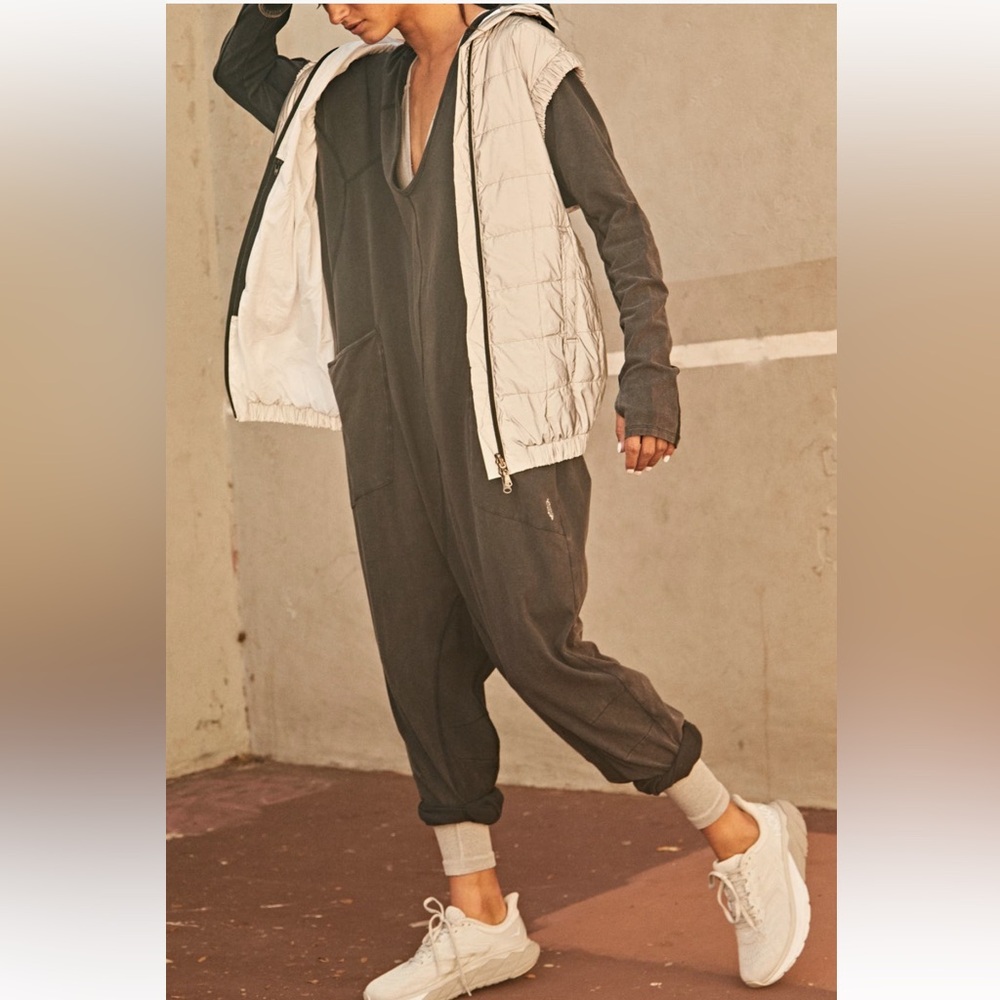 Free People NWT Hot Shot Hooded  Long Sleeve Stretch Cotton Jumpsuit small - Picture 4 of 14